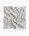 Foulard carré à pois écru