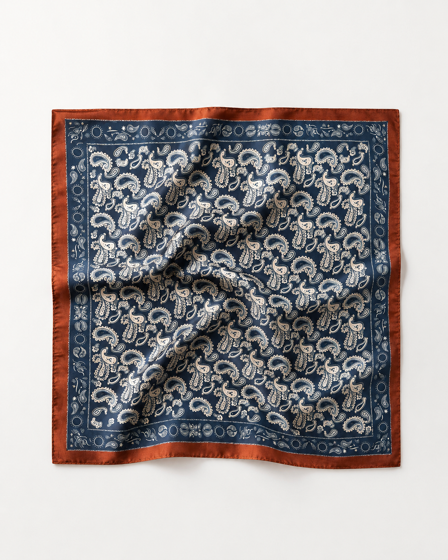 Foulard satiné bleu marine bordure rouille
