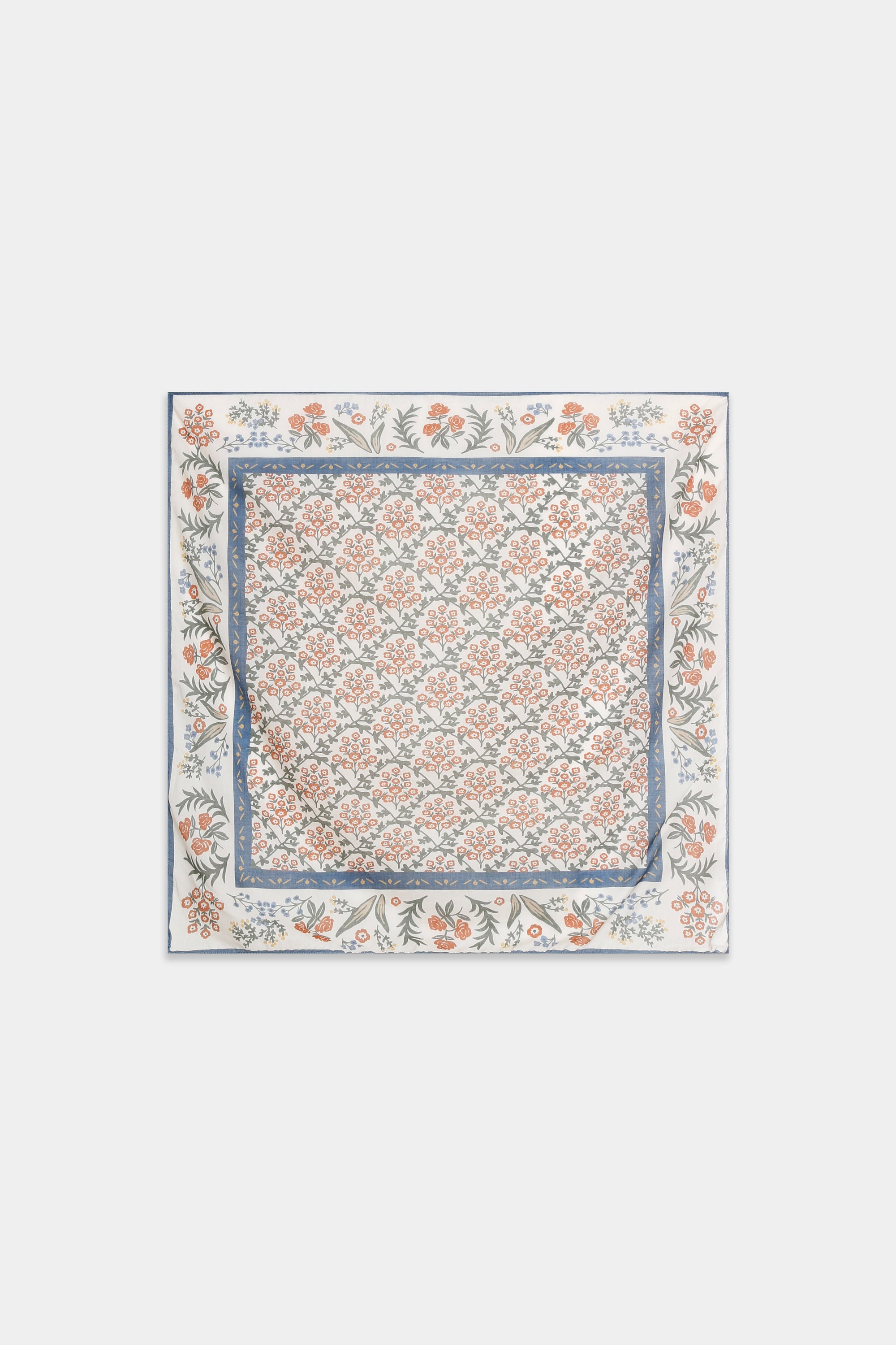 Foulard carré fleuri à bordure bleue