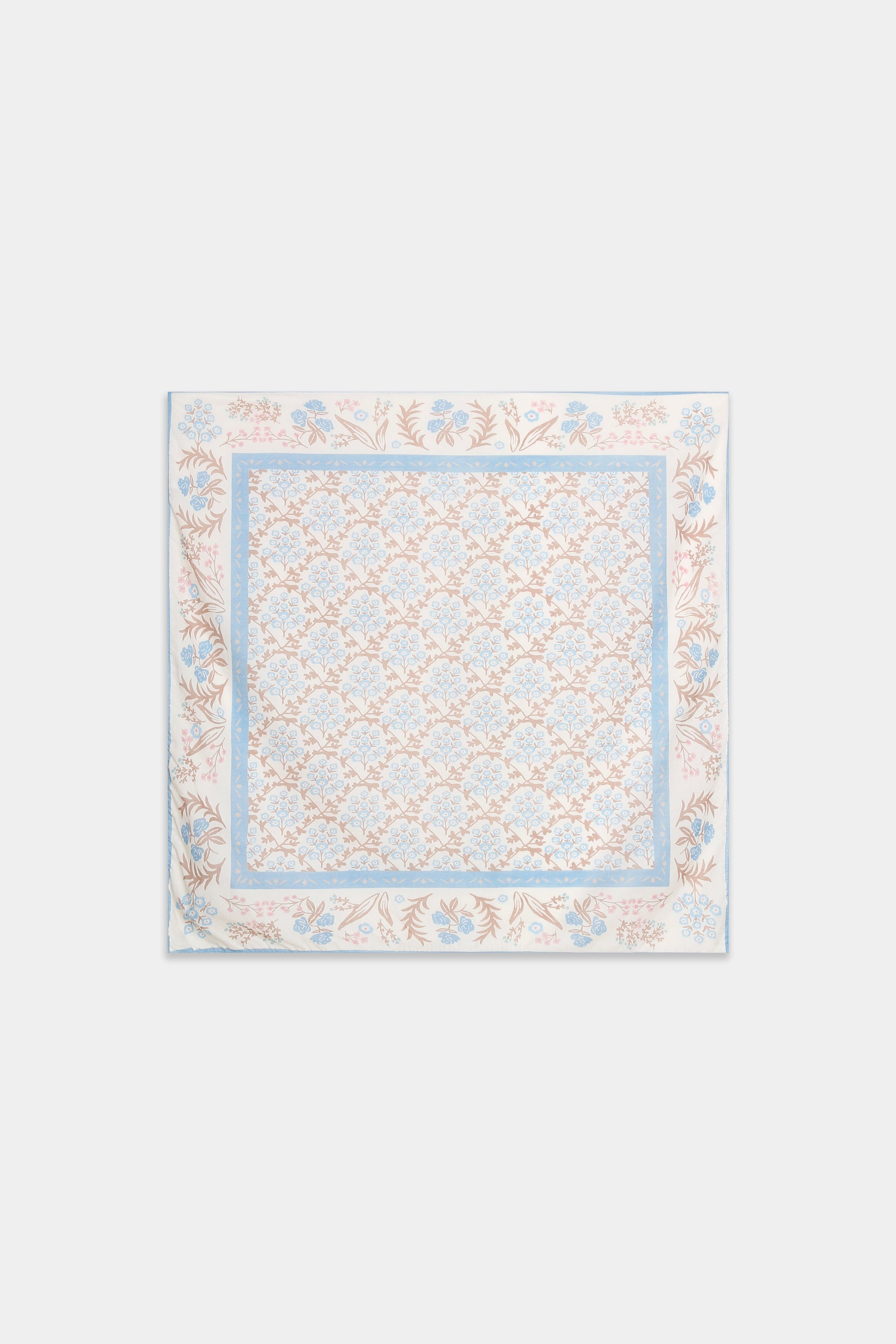 Foulard carré fleuri bleu clair