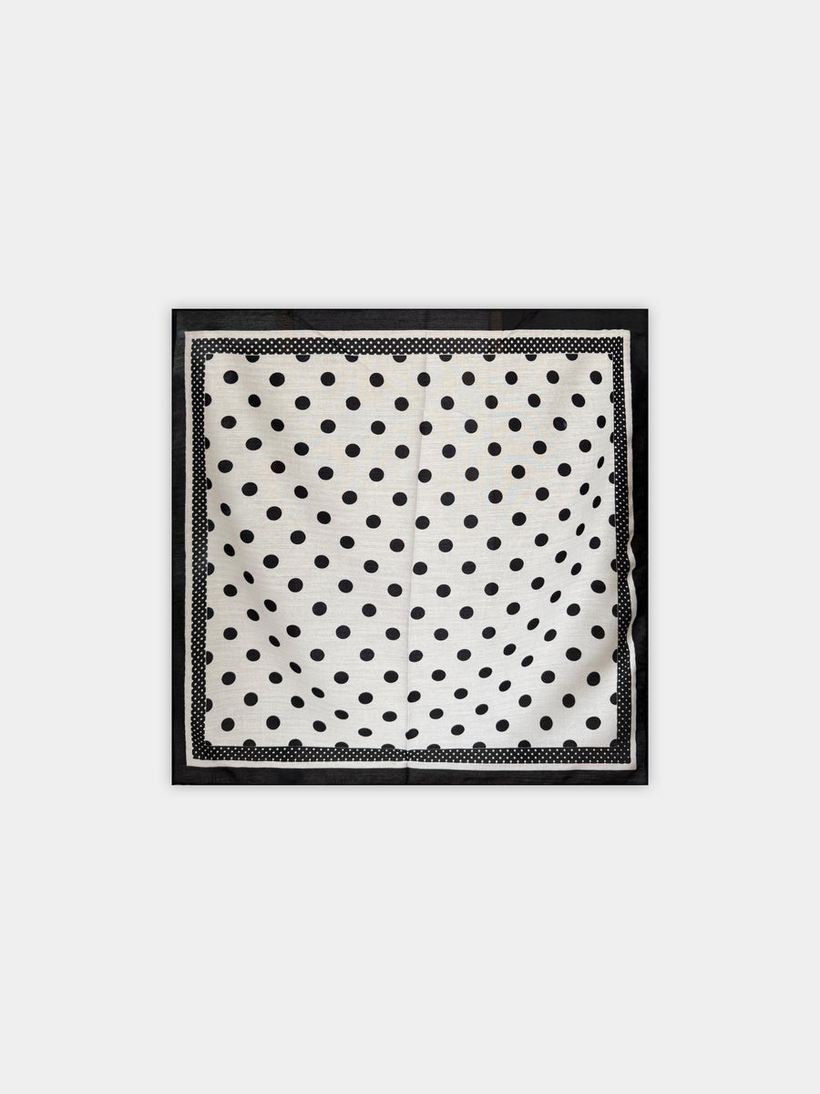 Foulard à pois blanc et noir