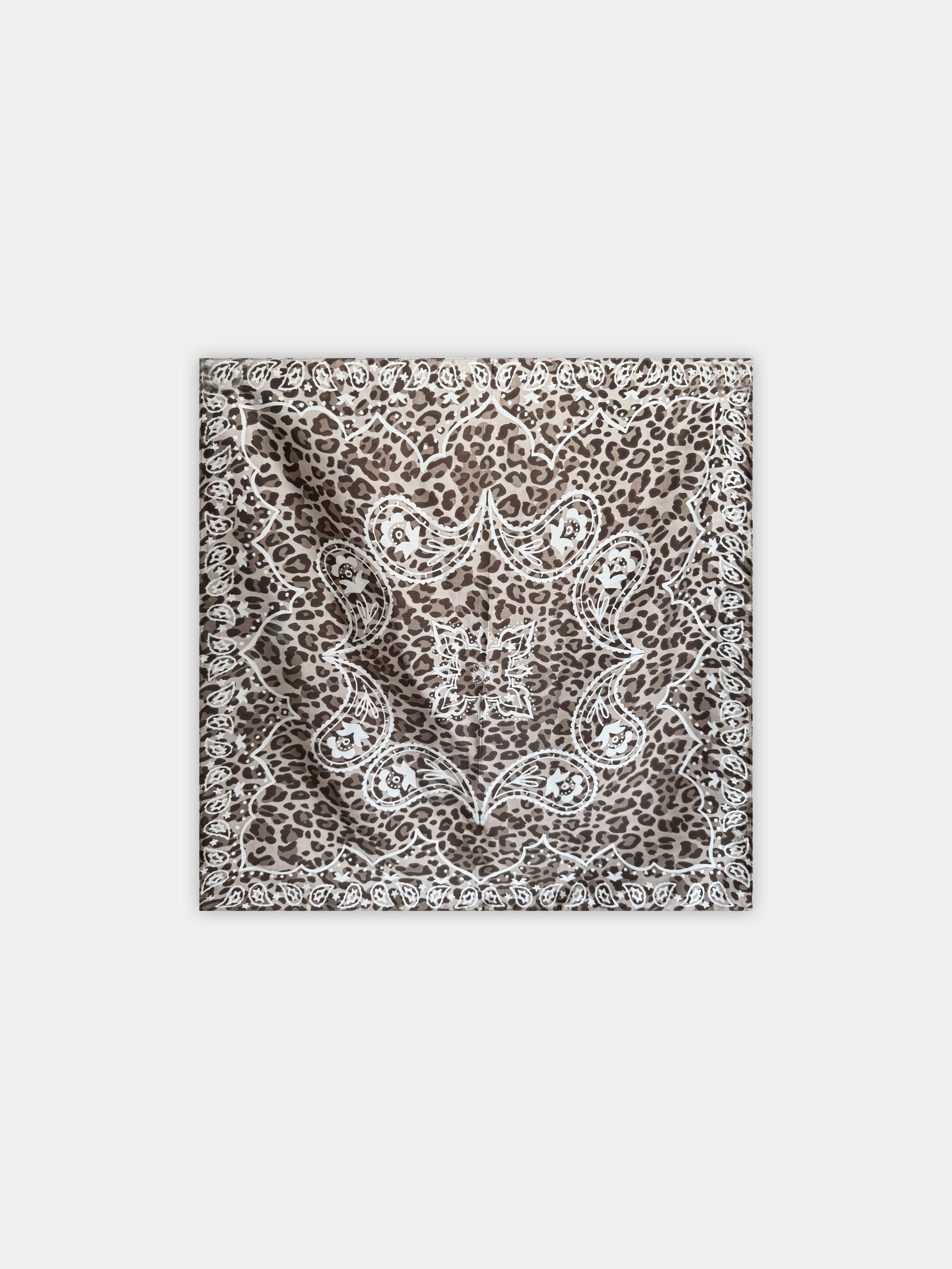 Foulard en soie léopard taupe