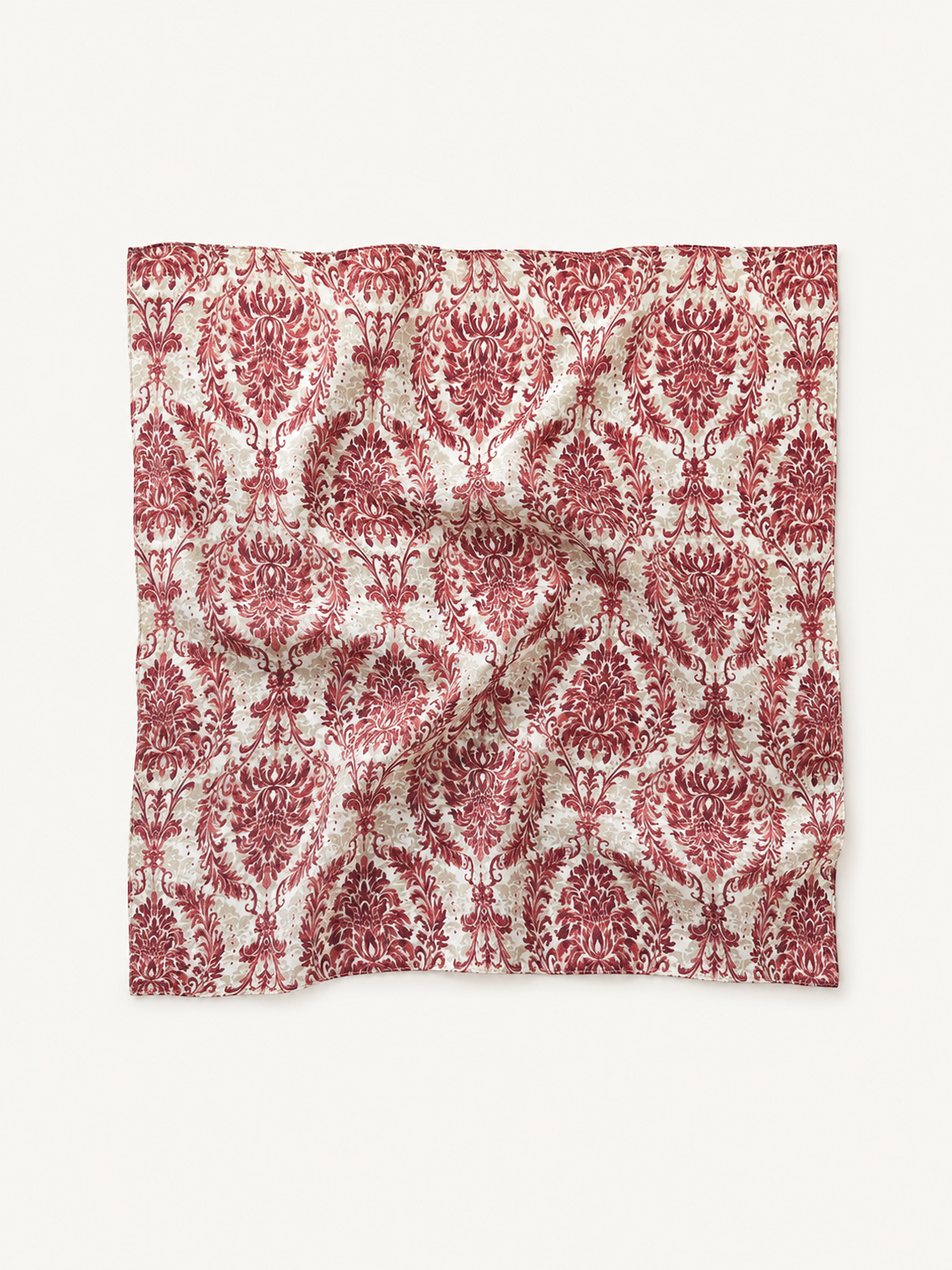 Foulard carré à motif damassé bordeaux sur fond écru