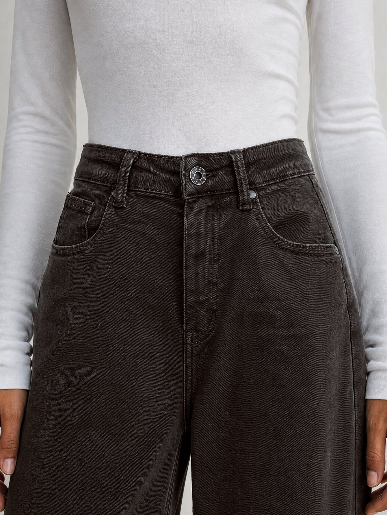 jean BARREL COSTURAS pour femme vue 06