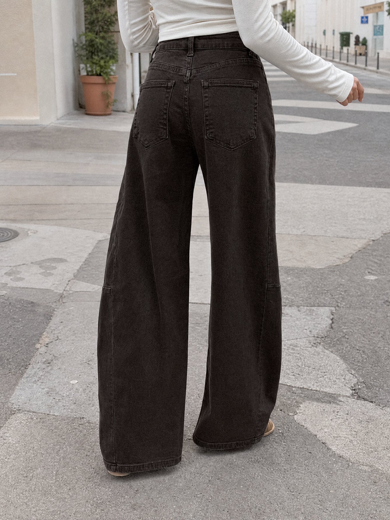 jean BARREL COSTURAS pour femme vue 09