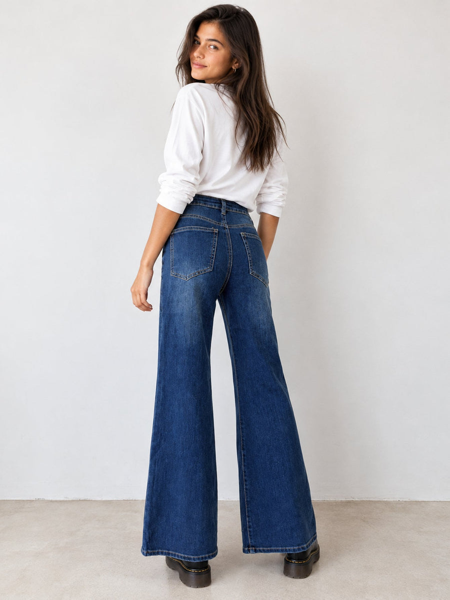 Dos du jean flare bleu