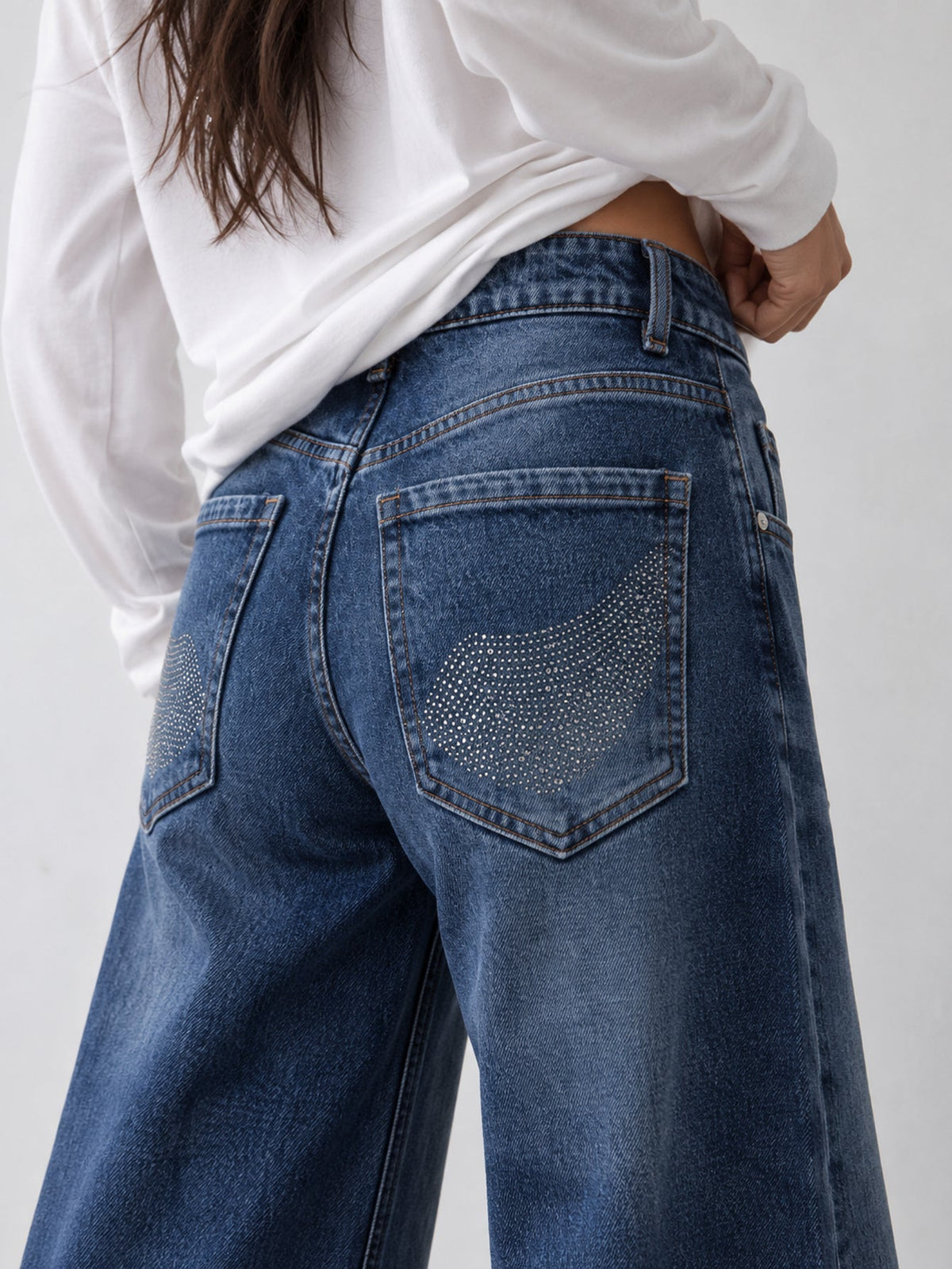 Jean wide leg bleu poches arrière strass