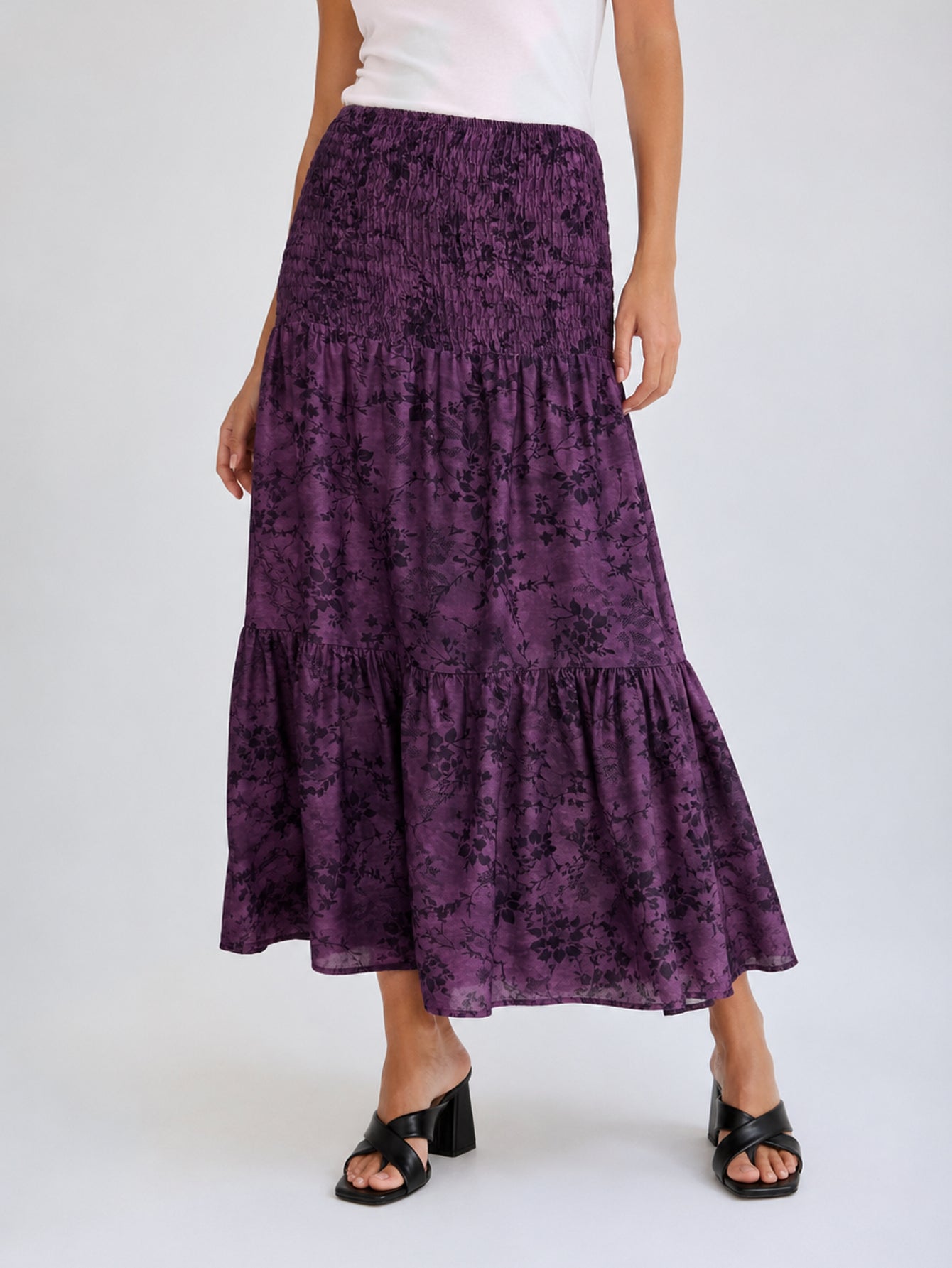 Bas de jupe violette à volants