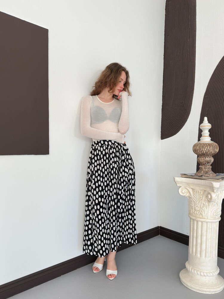 top13837 jupe evasee midi a pois noire avec taille haute image 2