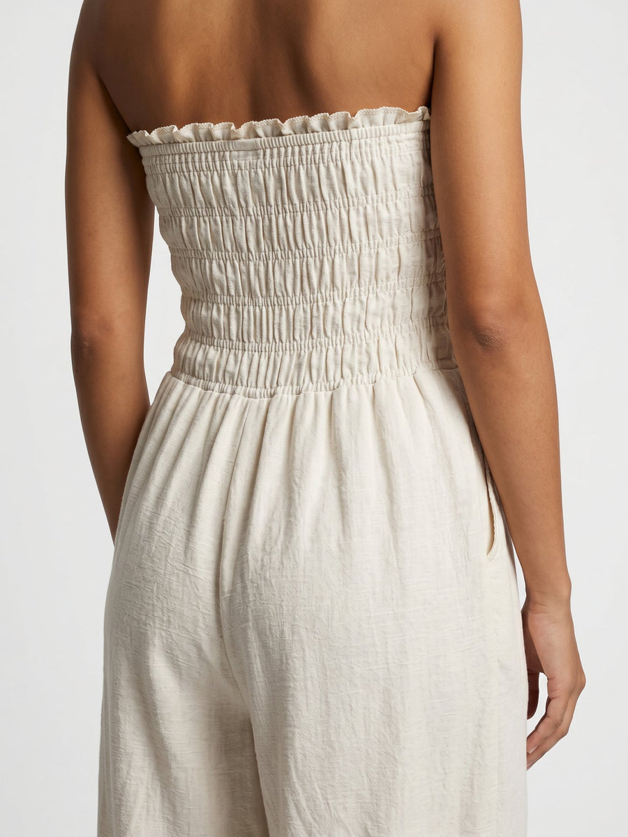 Détail taille smockée beige