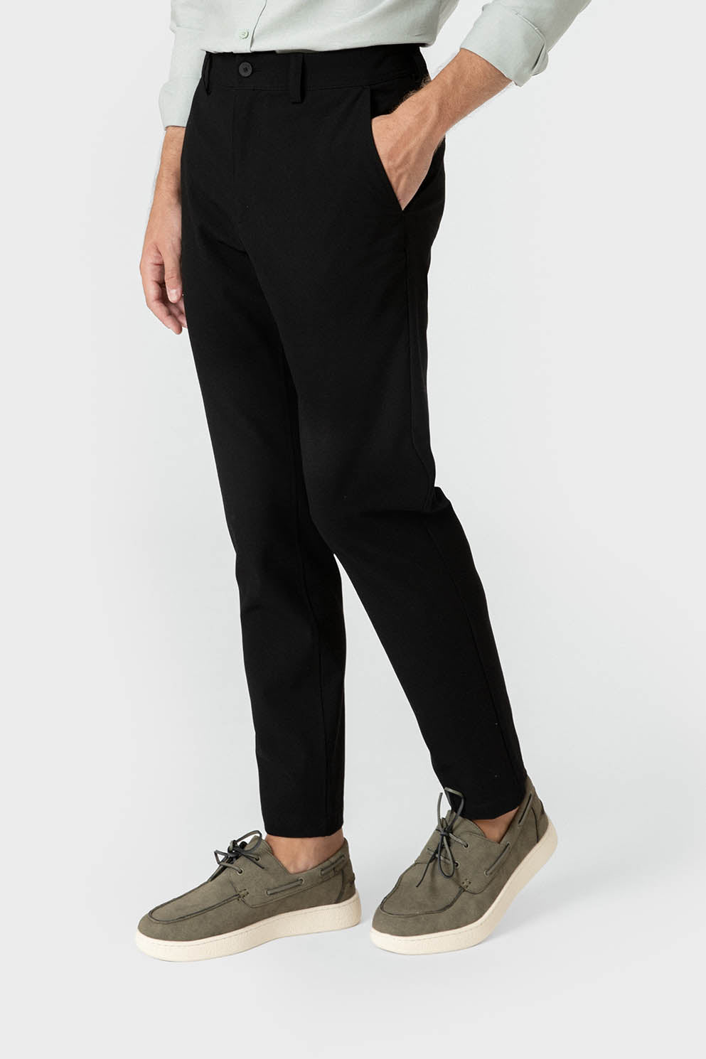 pantalon de ville noir coupe fuselée