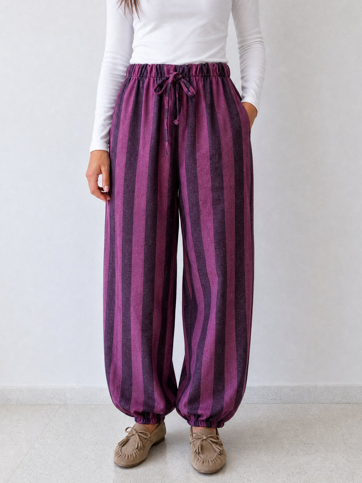 pantalon en laine pour femme vue 06