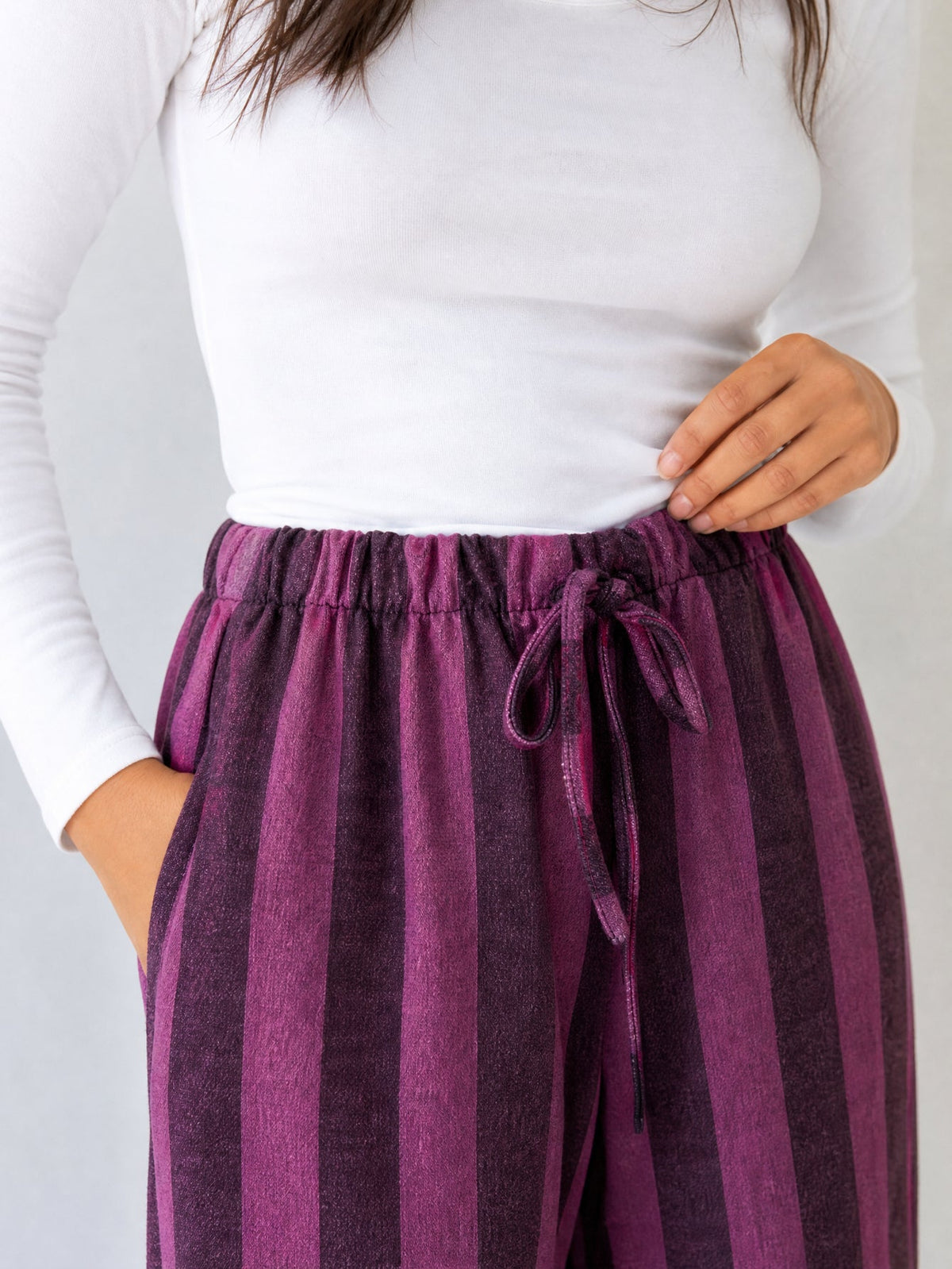 pantalon en laine pour femme vue 08