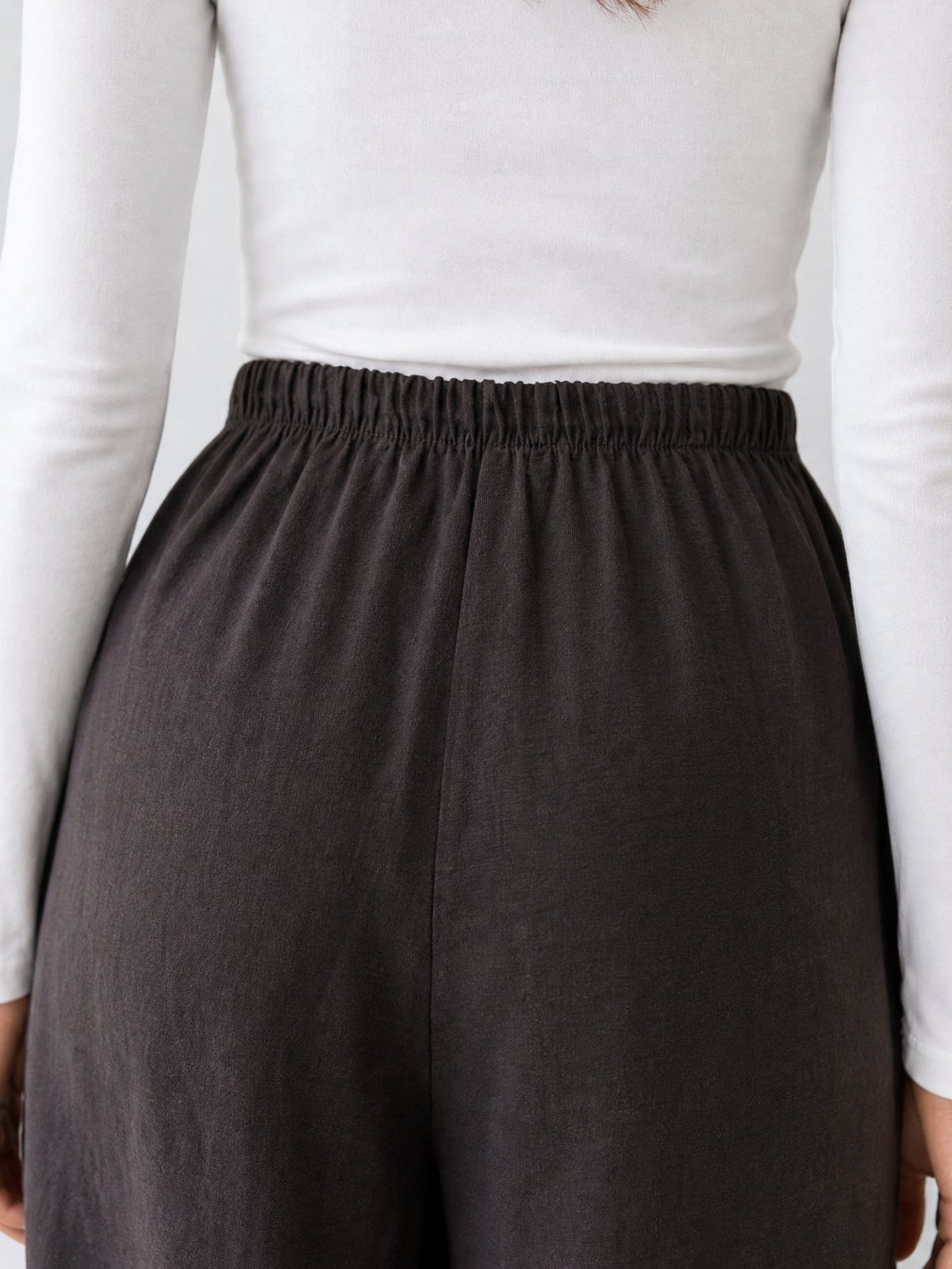 pantalon en laine pour femme vue 05