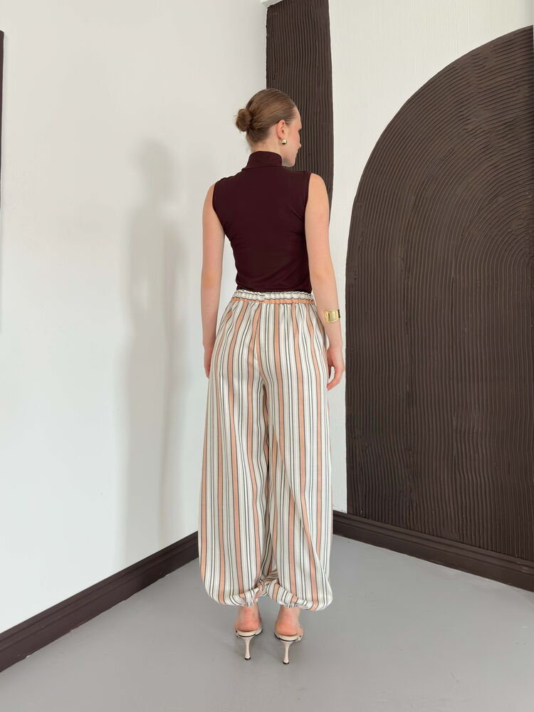 pantalon fluide a rayures chevilles elastiquees image 5