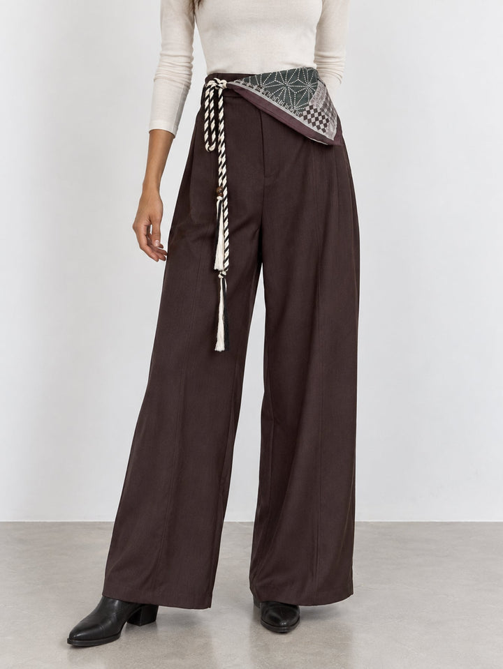 pantalon large marron ceinture foulard