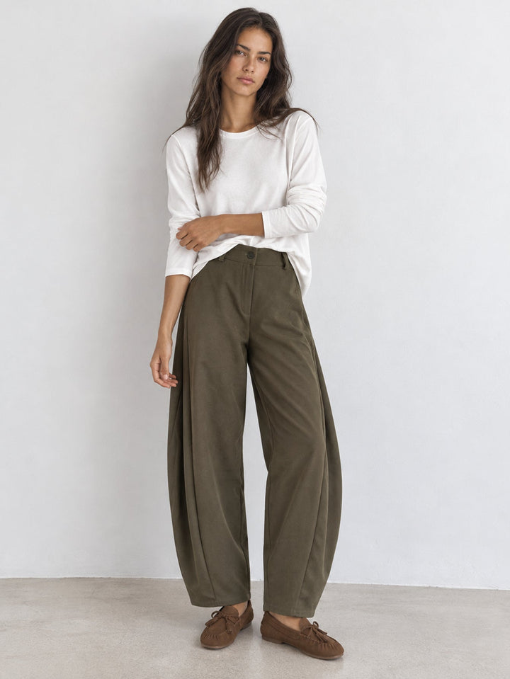 pantalon large en velours côtelé vert pleine longueur