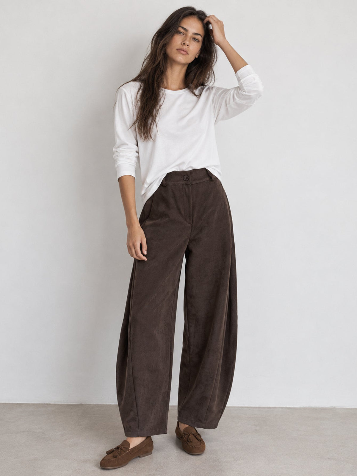 pantalon large en velours côtelé marron pleine longueur