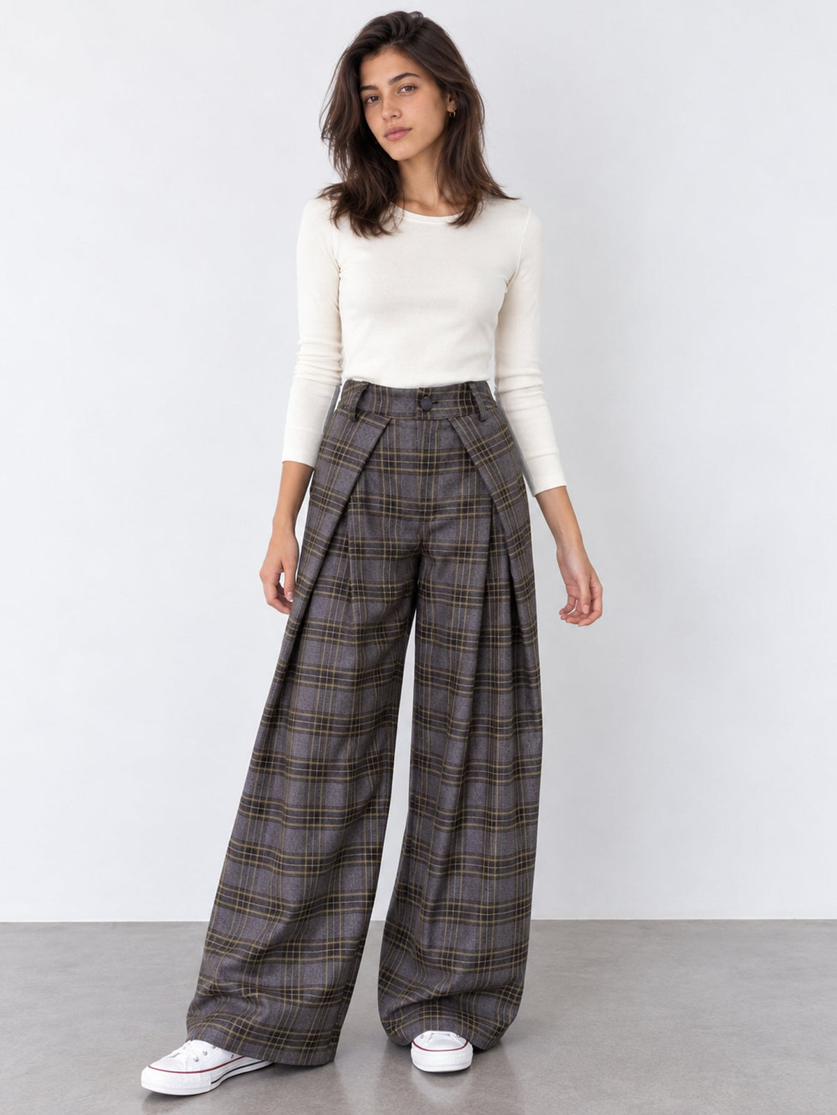 pantalon palazzo porté de face