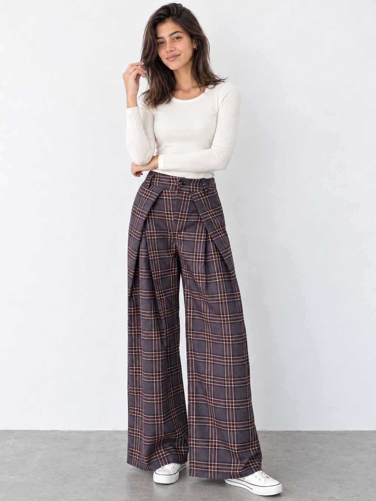 pantalon palazzo bordeaux porté de face