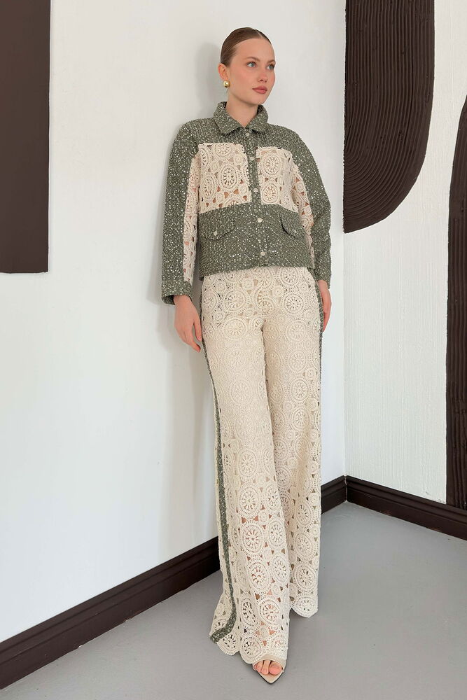 pantalon en crochet beige a bandes kaki image 1