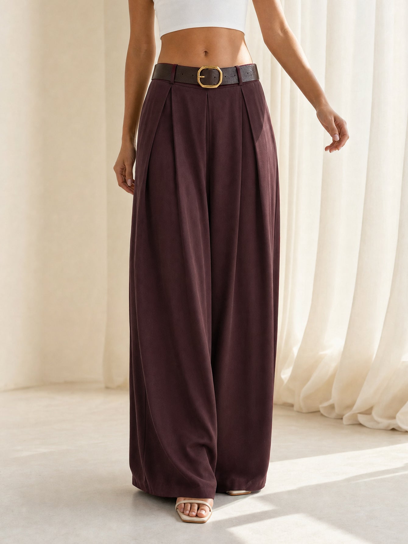 pantalon palazzo marron en situation