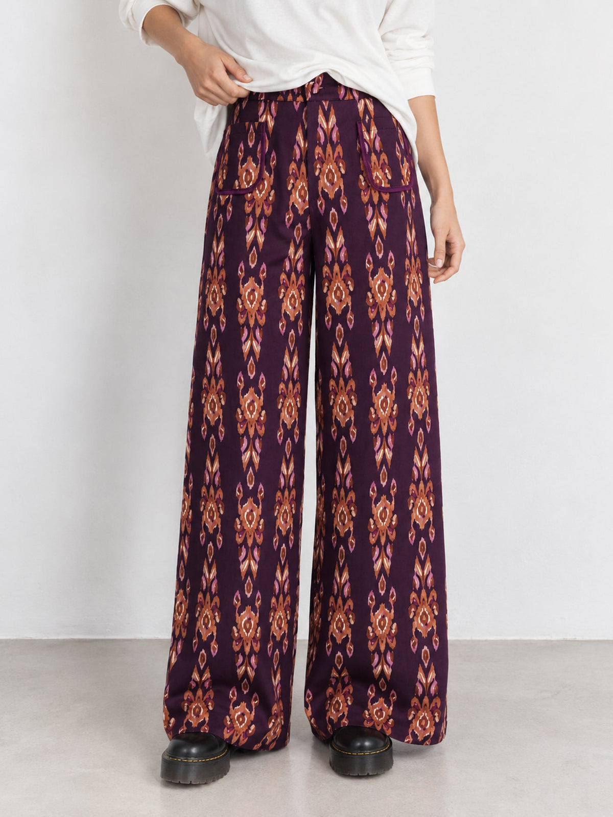 Détail motif ikat all‑over vert