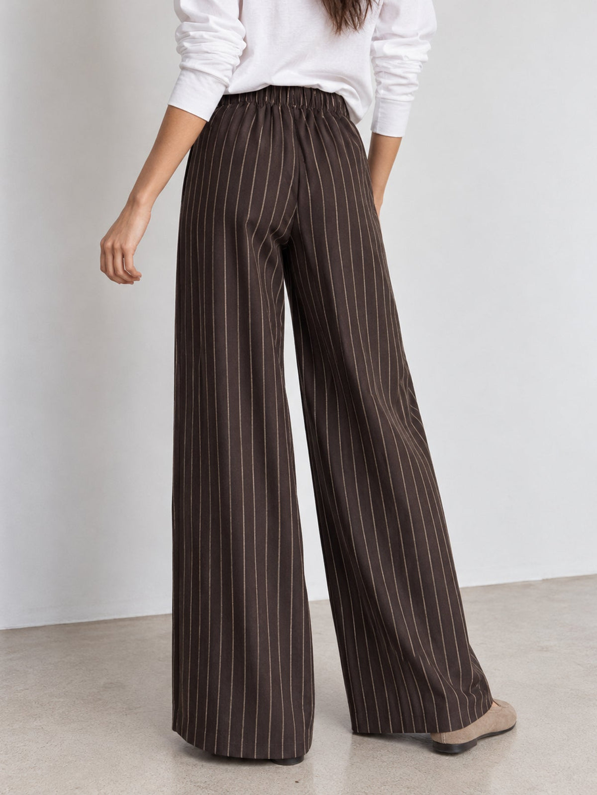 Pantalon palazzo rayé marron dos élastiqué