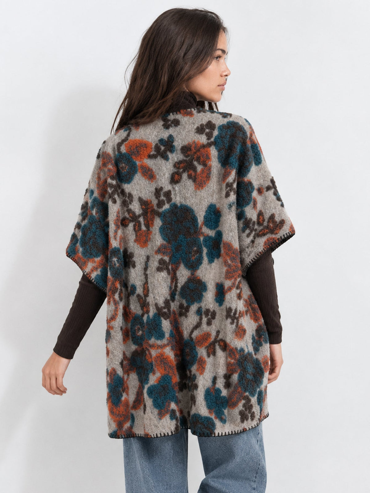 Poncho floral beige dos