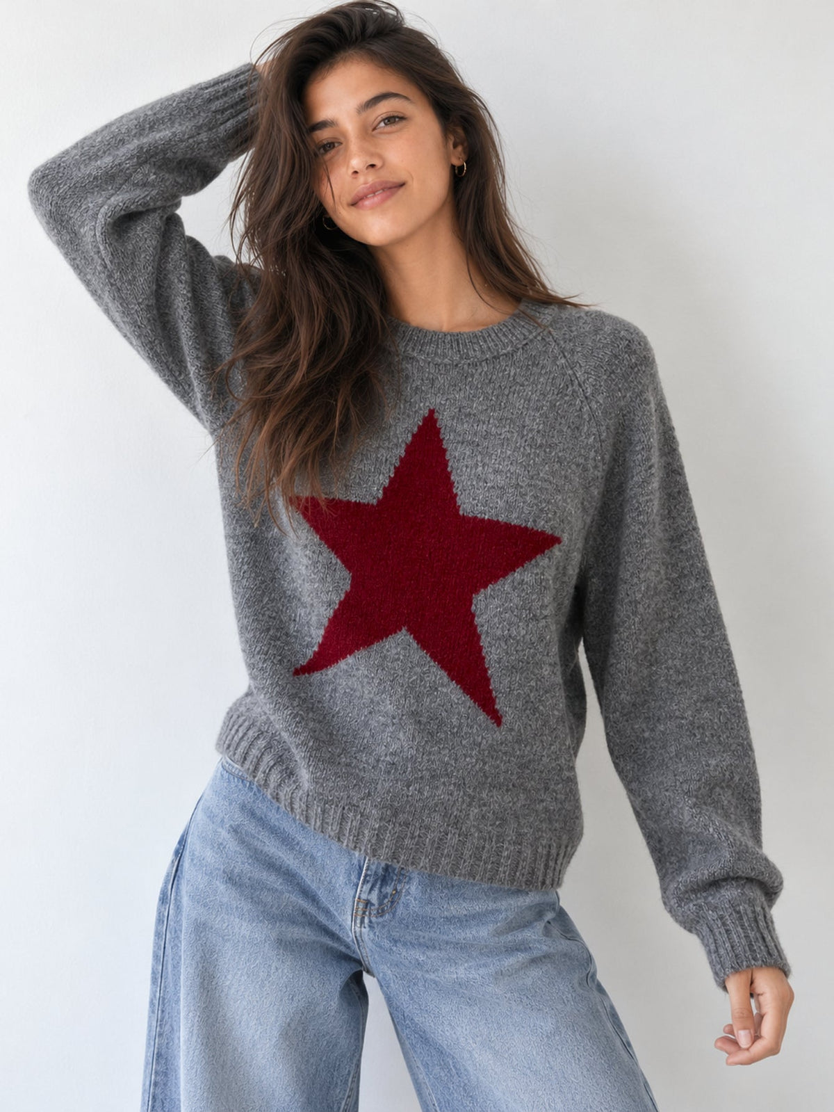pull étoile col rond gris devant