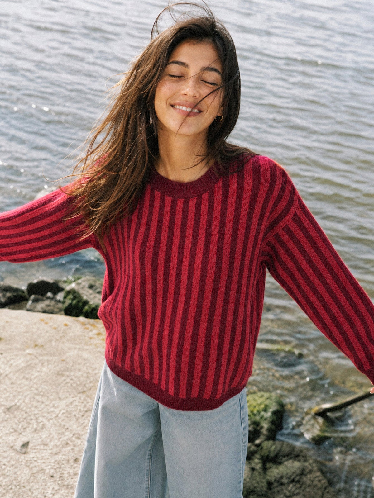 pull rayé bordeaux col rond