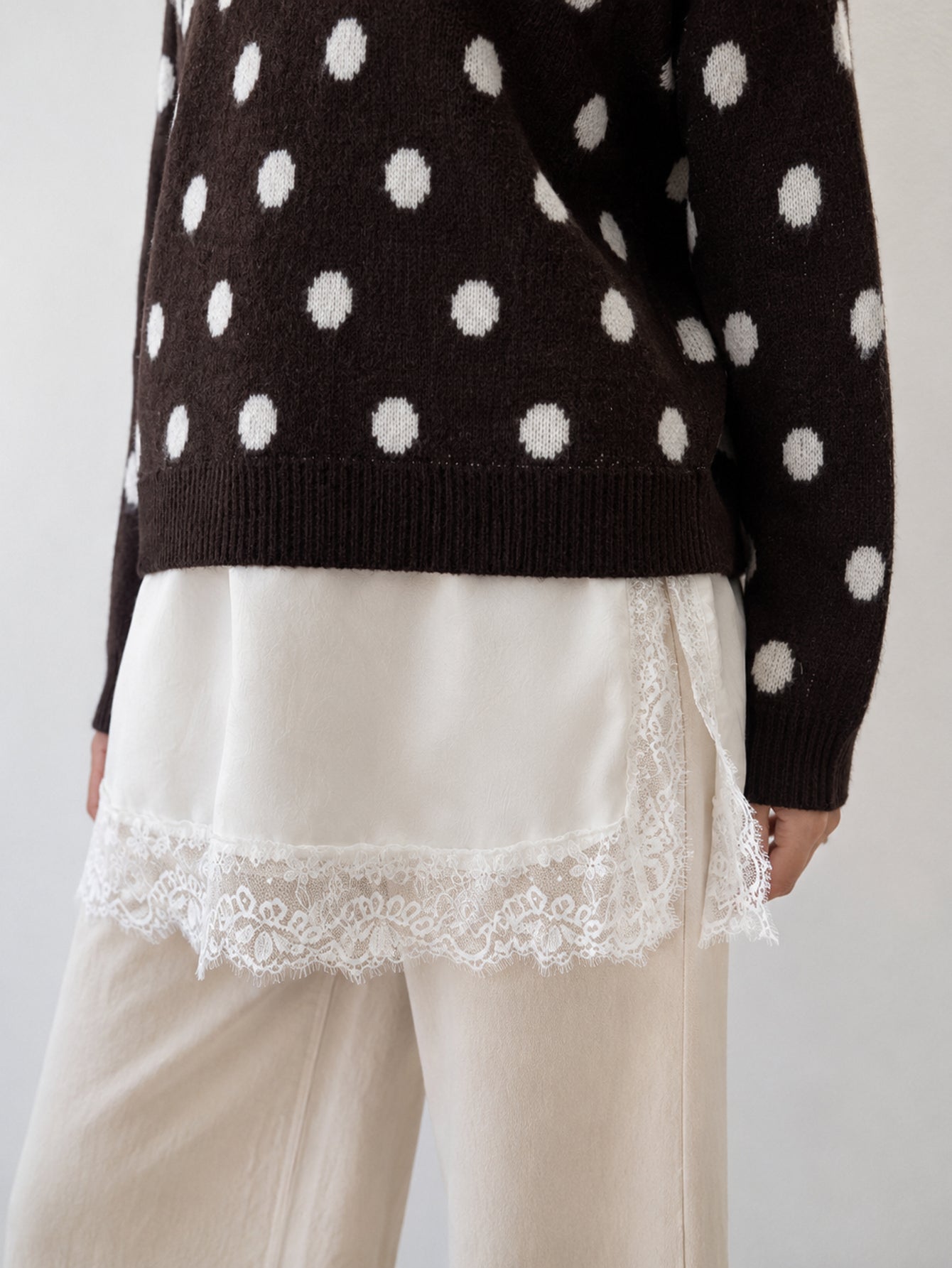 pull effet dentelle pour femme vue 04