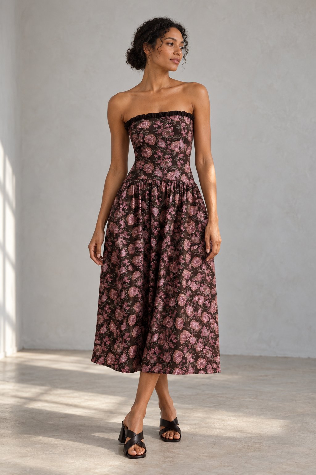 Robe bustier midi fleurie coloris Chocolat