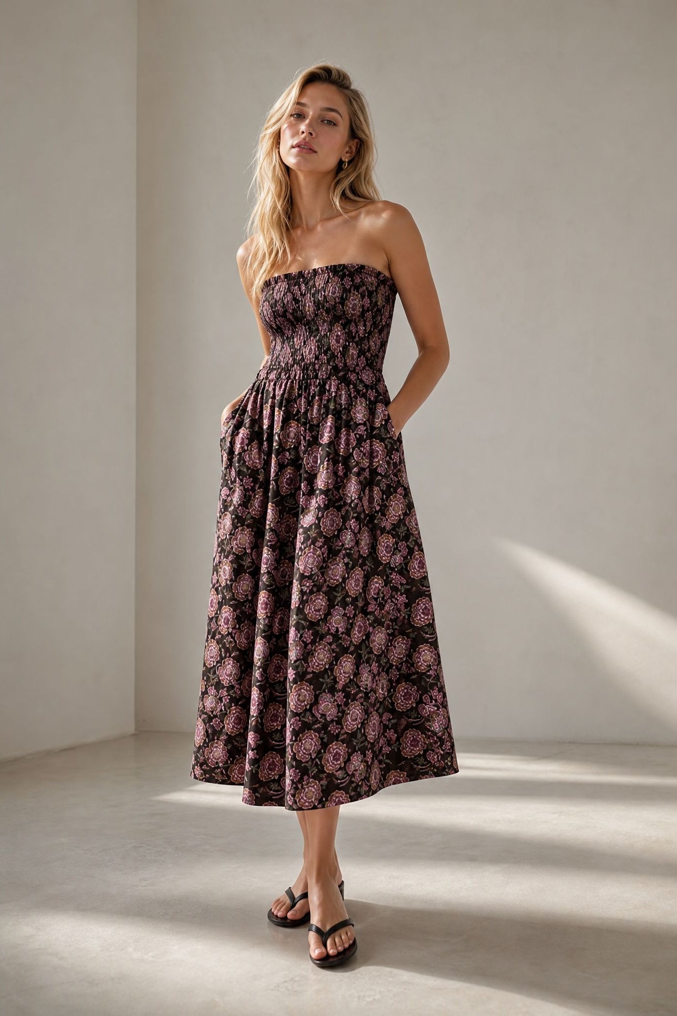 Robe bustier smockée au buste vue de face