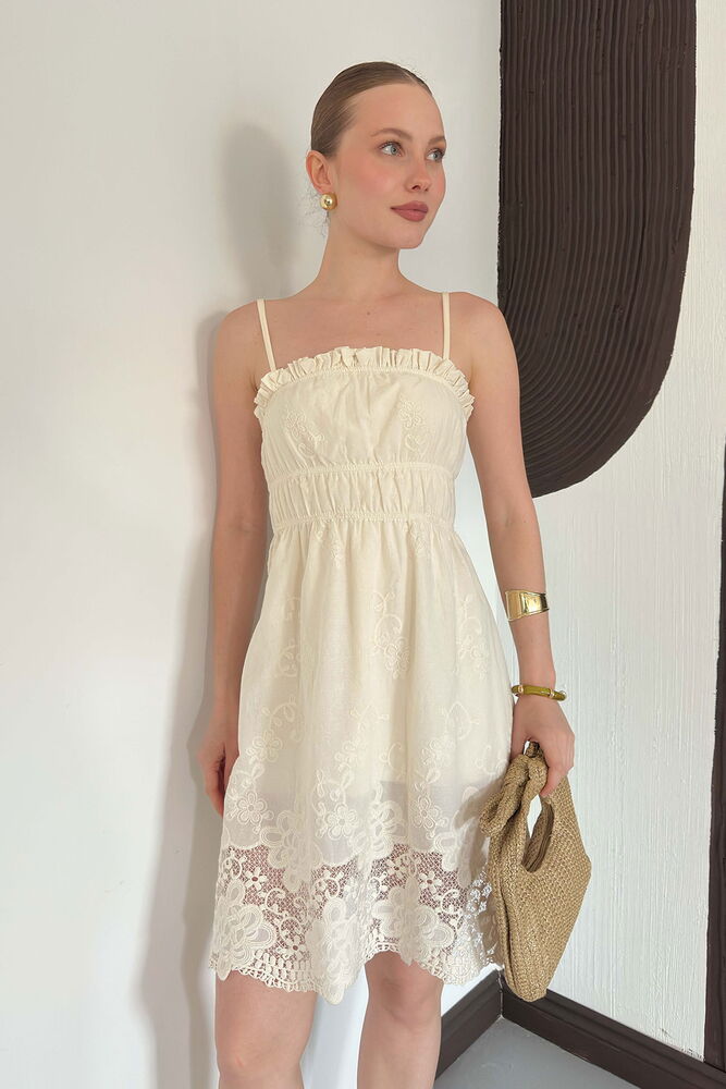 robe courte ecrue brodee ourlet festonne image 1