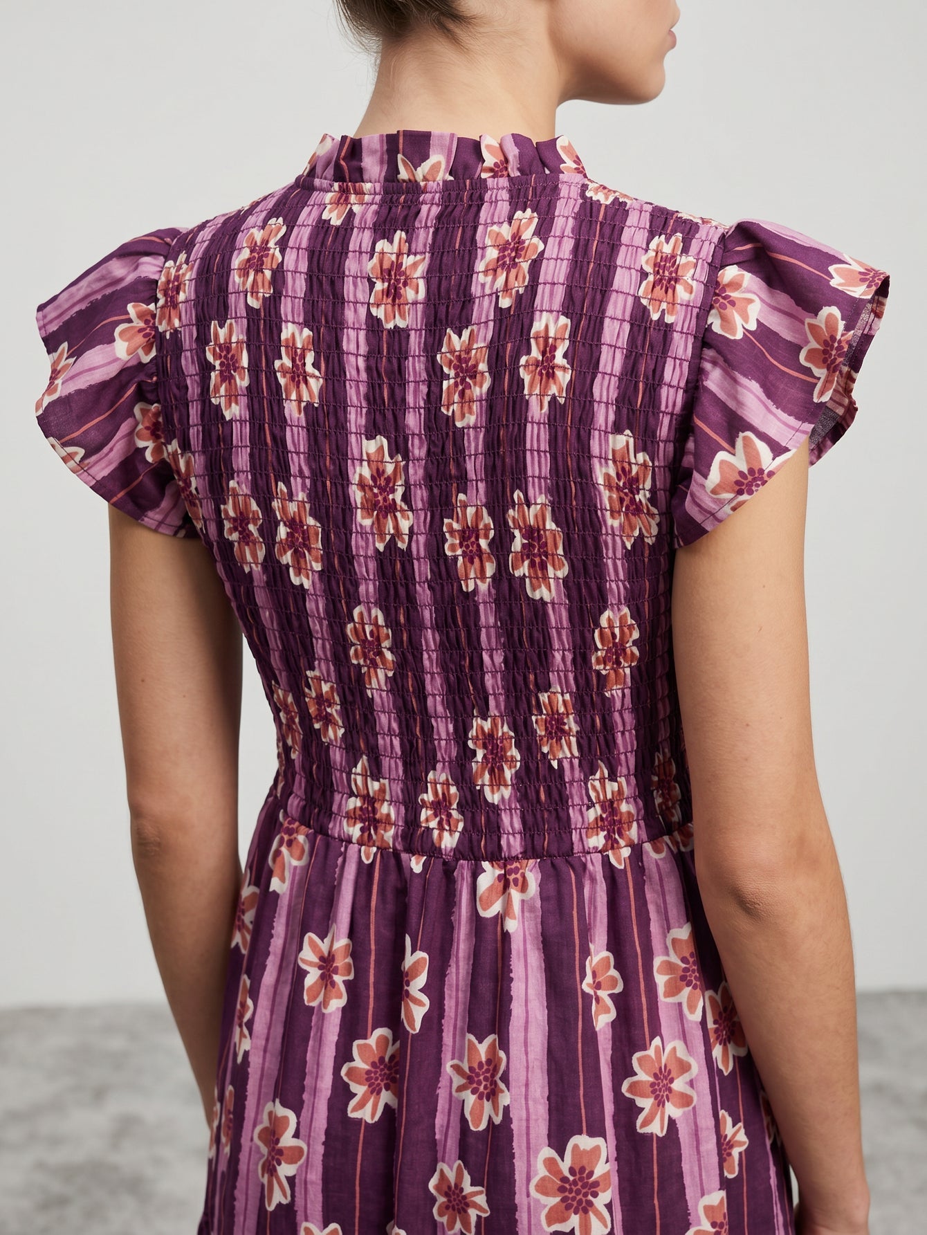 robe buste smocké violette