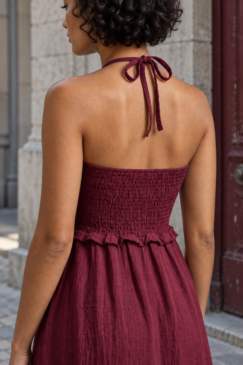 Détail dos smocké bordeaux