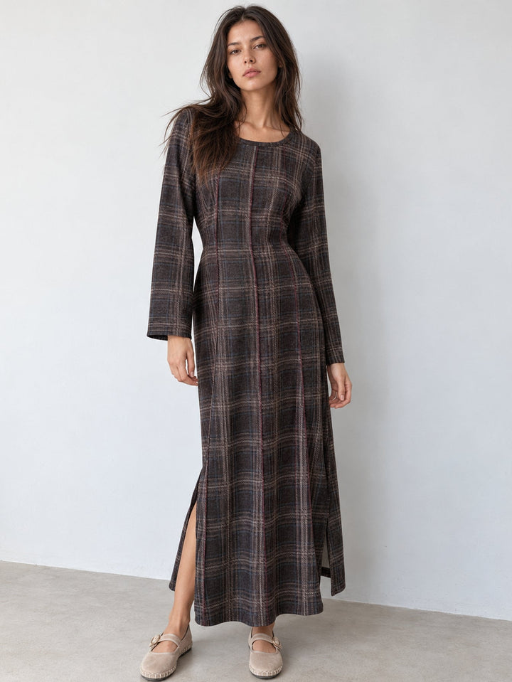 Robe longue à carreaux marron fendue