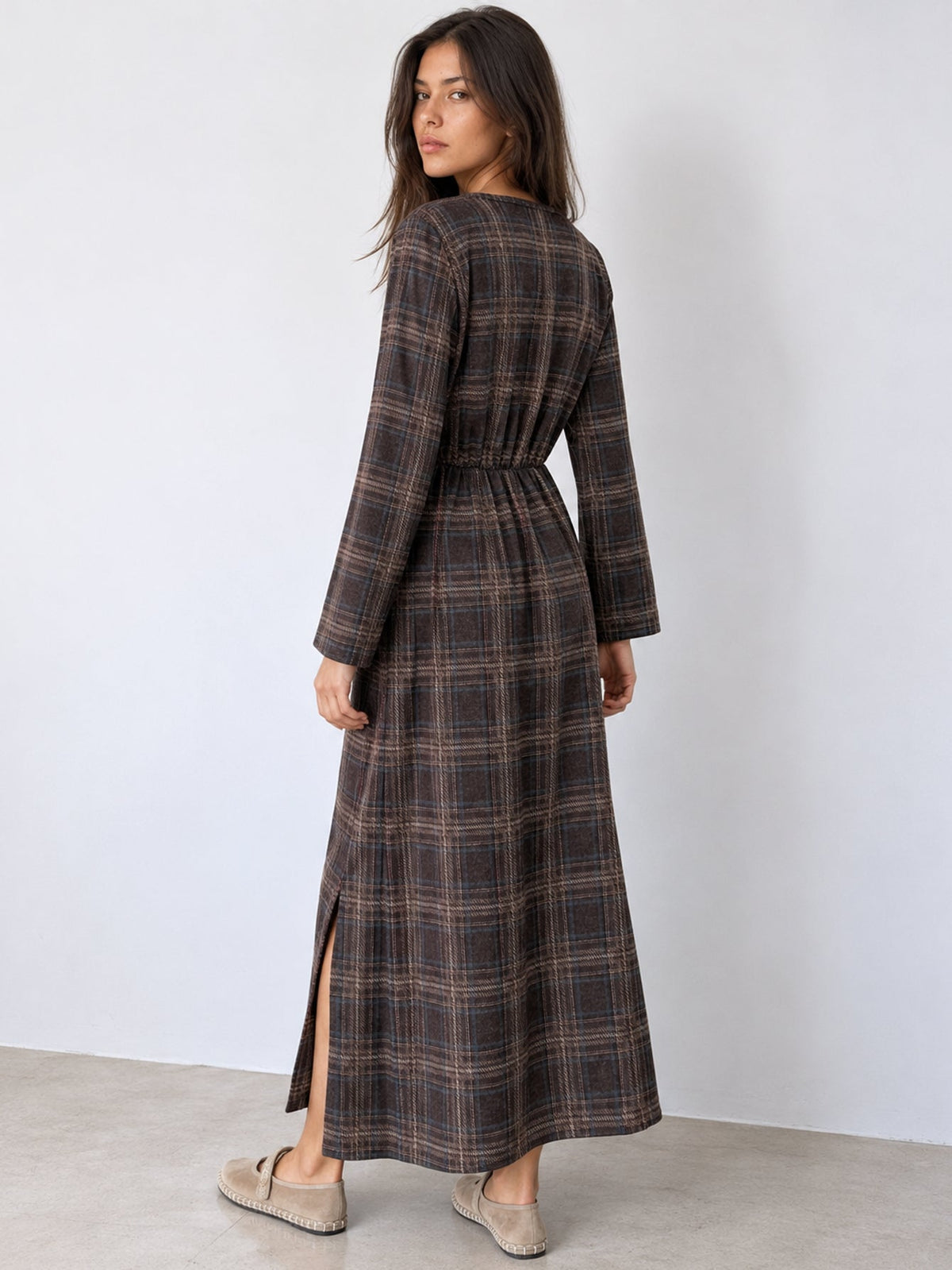 Dos robe à carreaux taille élastiquée