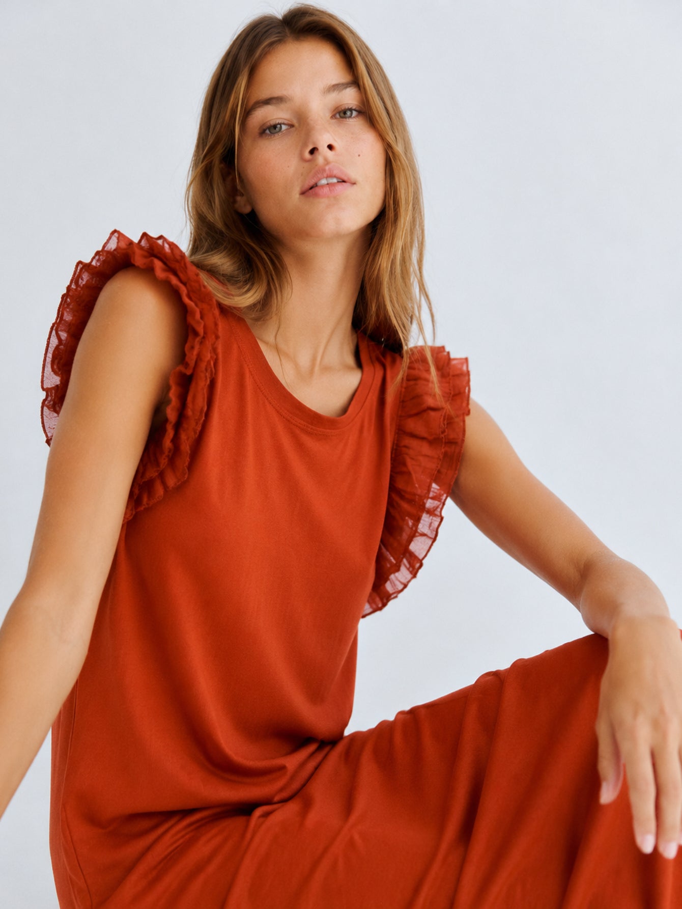 robe en jersey de coton a volants aux epaules image 14