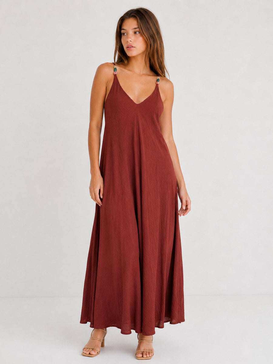 Robe longue évasée col V rouge carmin