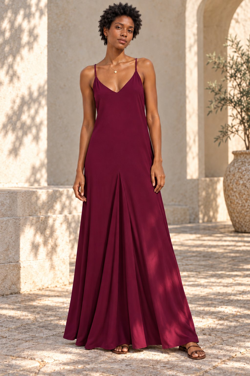 Robe longue fluide à bretelles fines