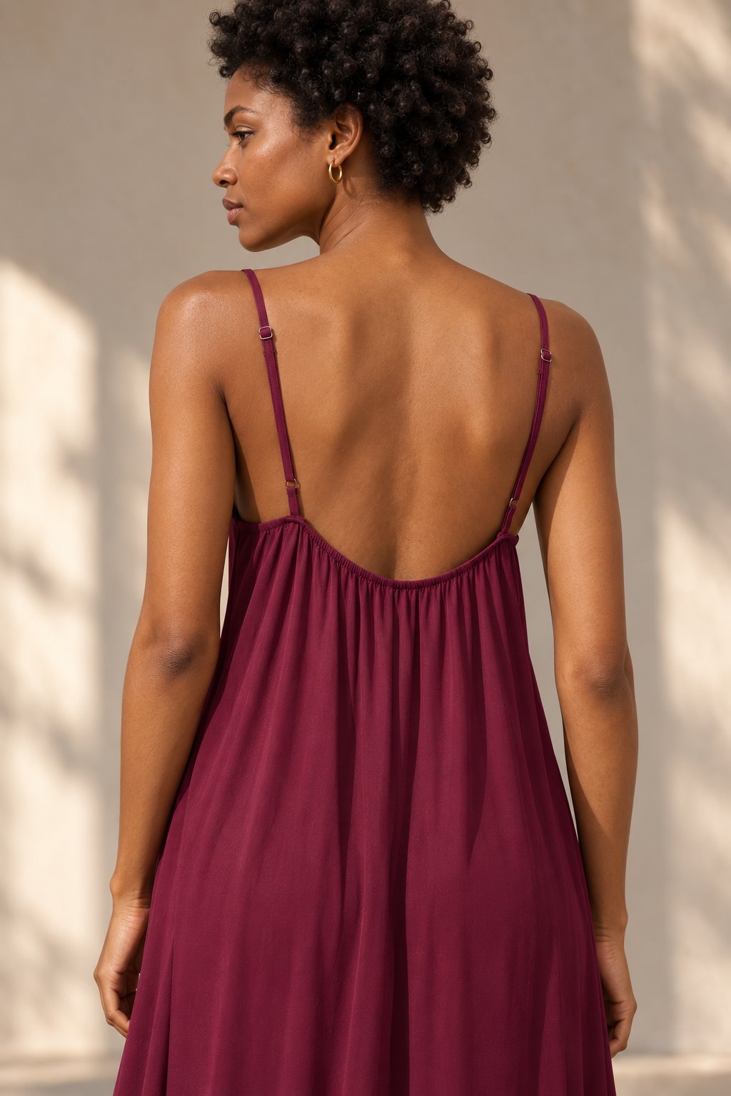 Robe longue fluide à bretelles fines