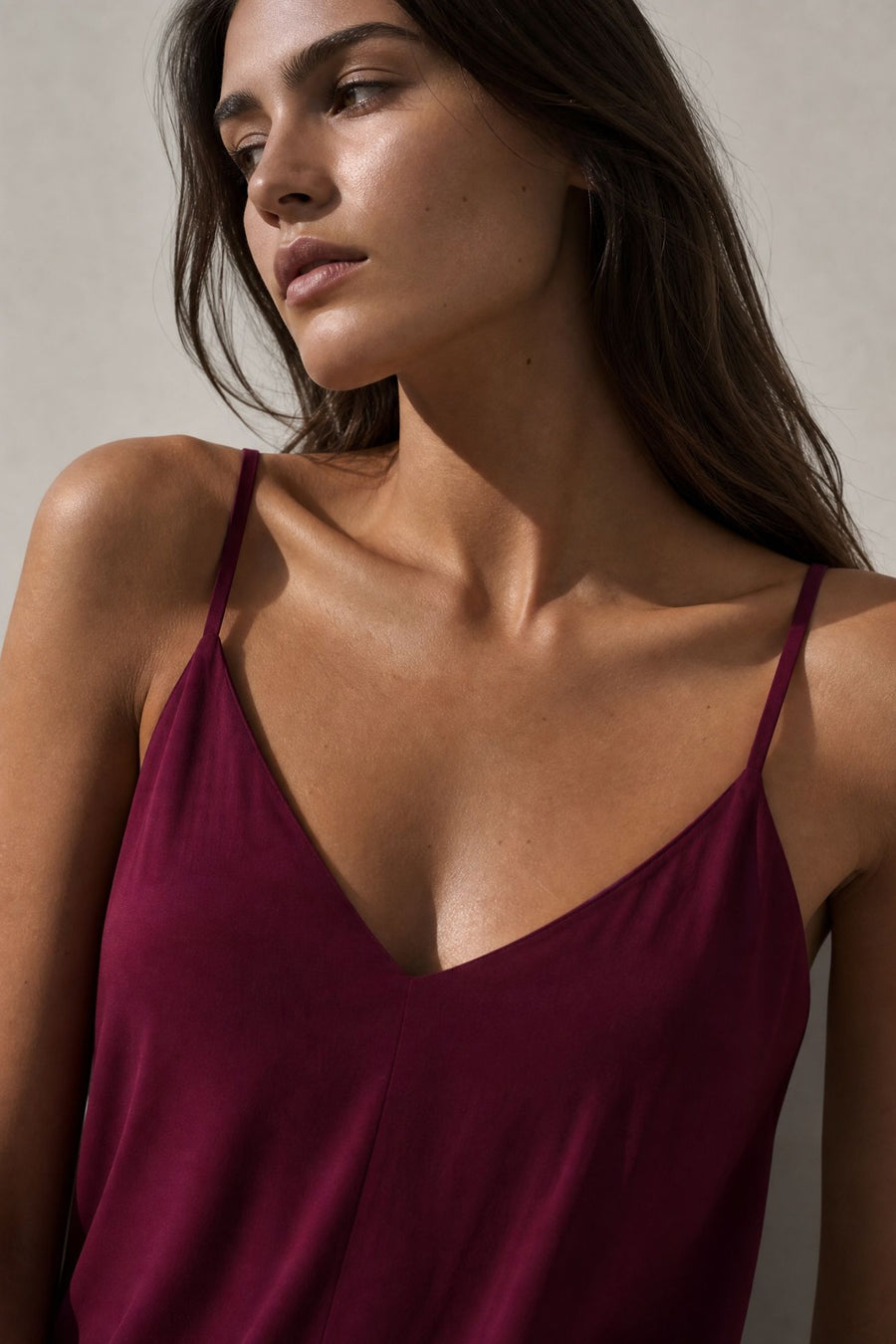 Robe longue fluide à bretelles fines