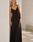 Robe longue fluide à bretelles fines