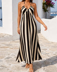 Robe longue rayée en mouvement