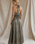 Robe longue satinée col halter