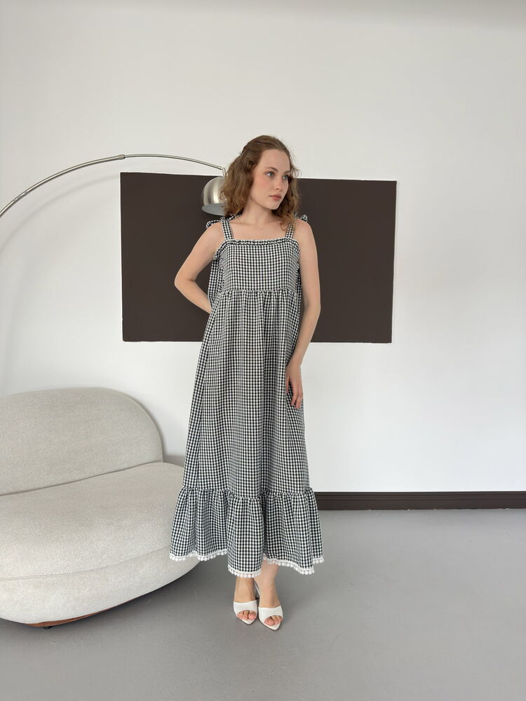 top13895 robe piticare a epaules denudees et col volante noire image 2