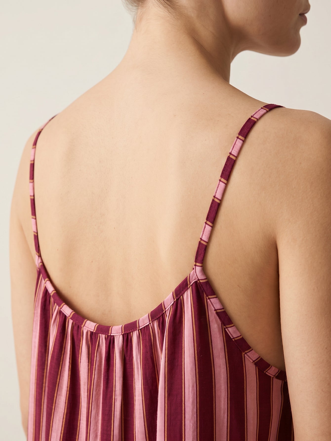 robe maxi rayée bordeaux vue dos