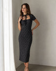 Robe midi à pois col carré